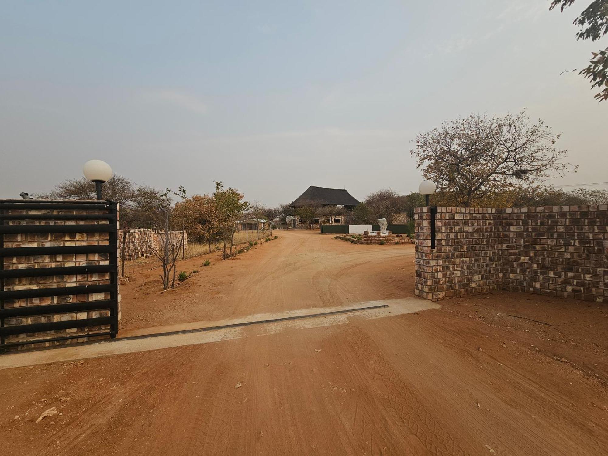 Kaoko Bush Lodge Kamanjab Exterior photo