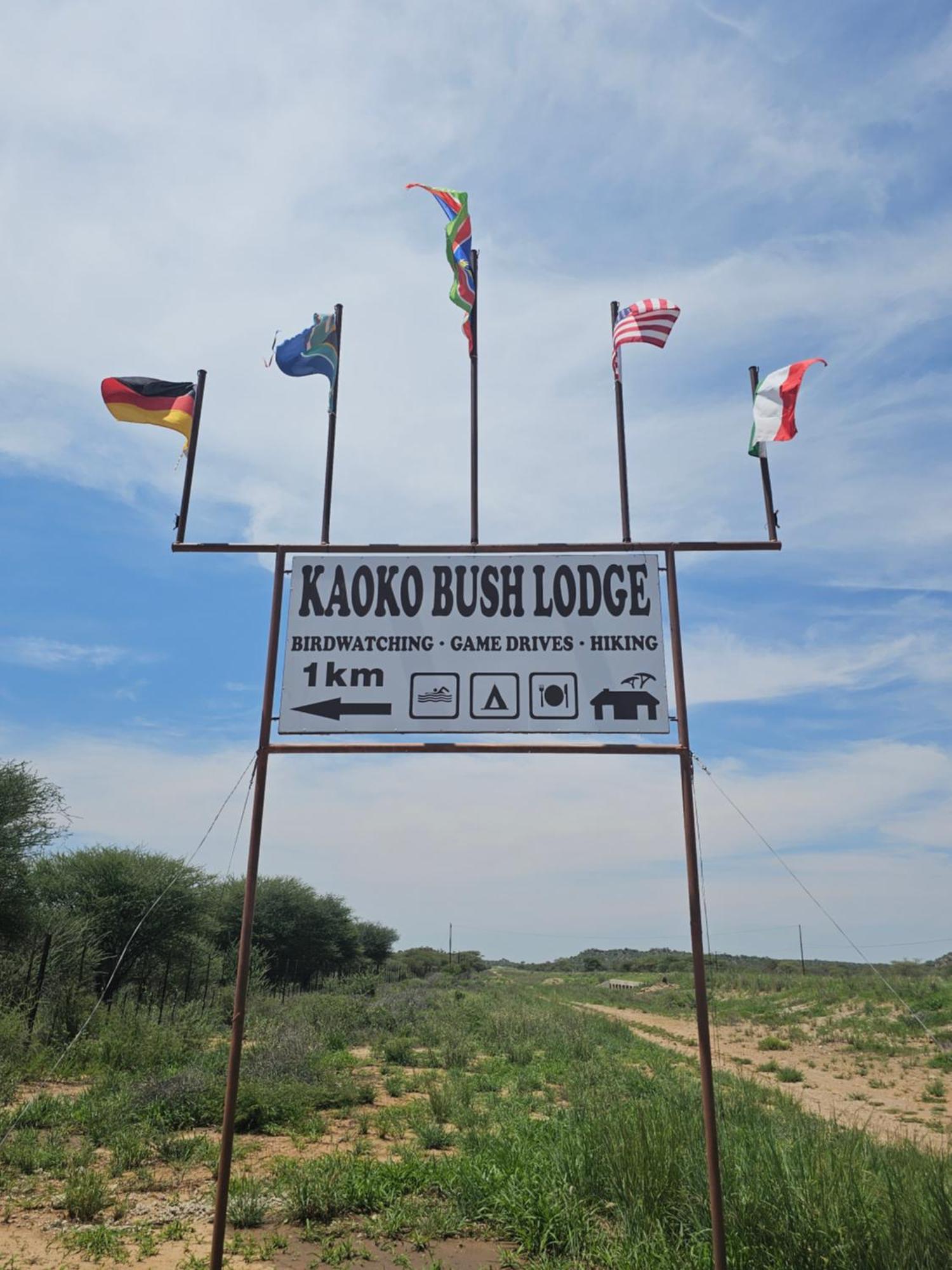 Kaoko Bush Lodge Kamanjab Exterior photo