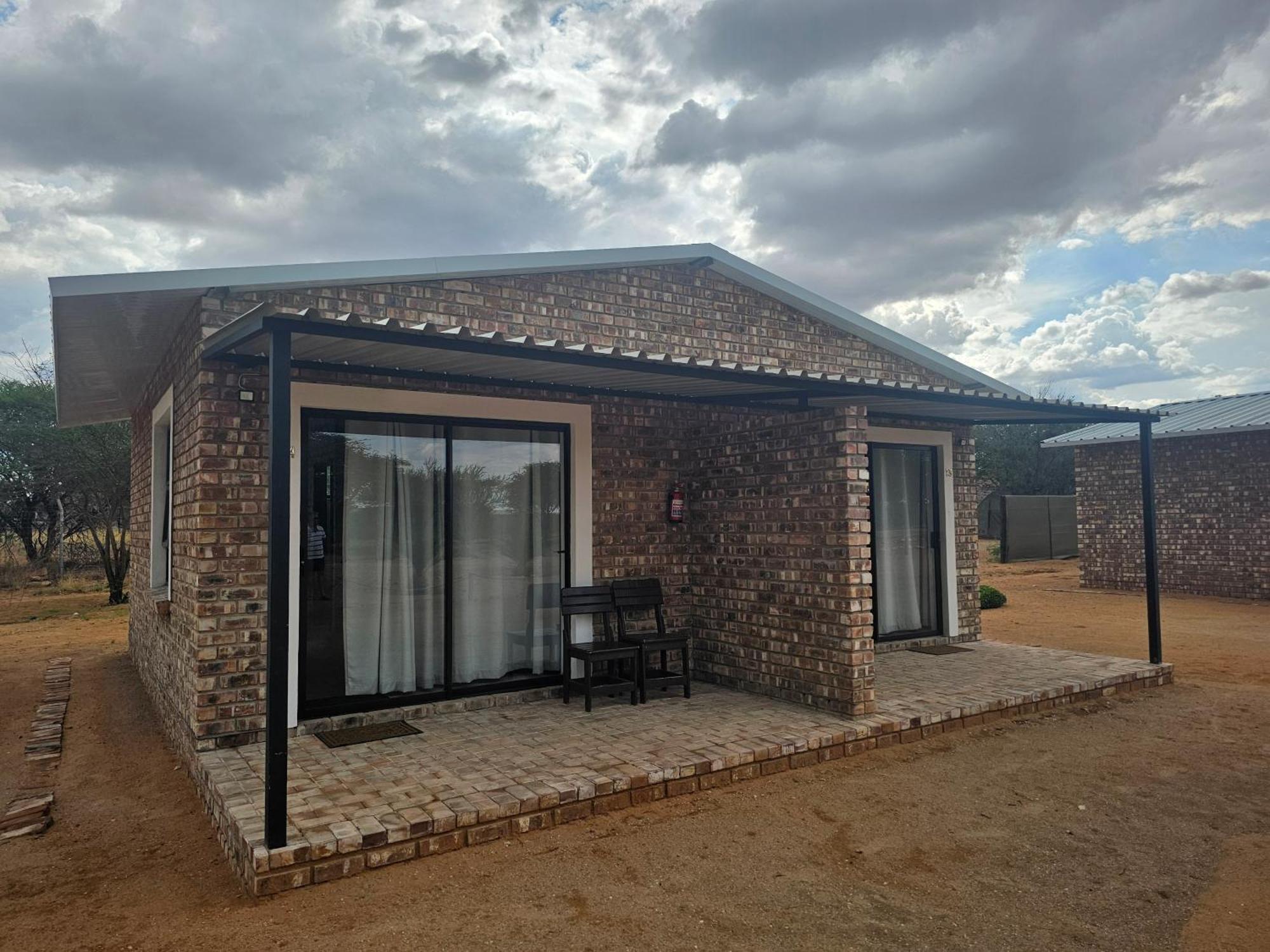 Kaoko Bush Lodge Kamanjab Exterior photo