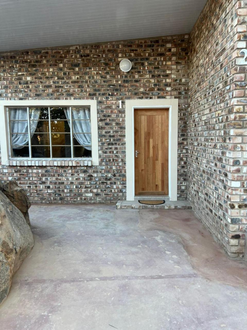 Kaoko Bush Lodge Kamanjab Exterior photo